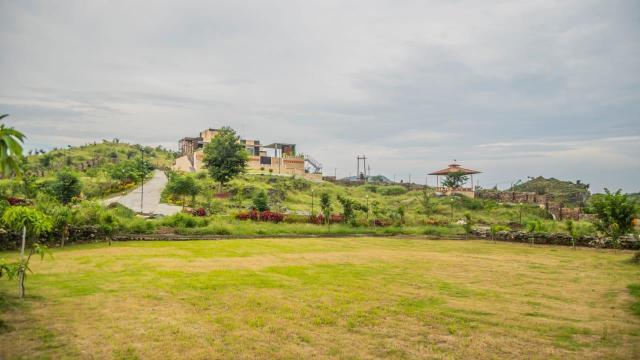 TapoBhoomi - A 4BHK Luxuries Pool & Farm Stay x Solis Nature