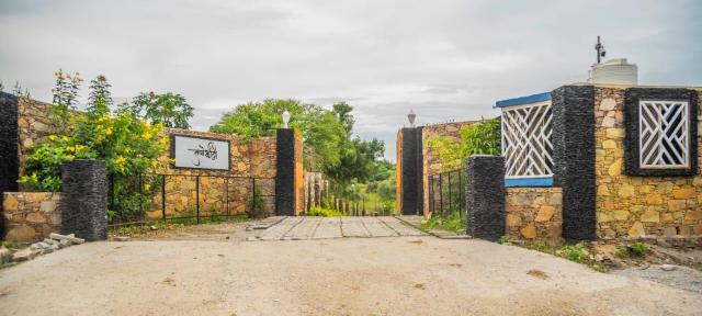 TapoBhoomi - A 4BHK Luxuries Pool & Farm Stay x Solis Nature