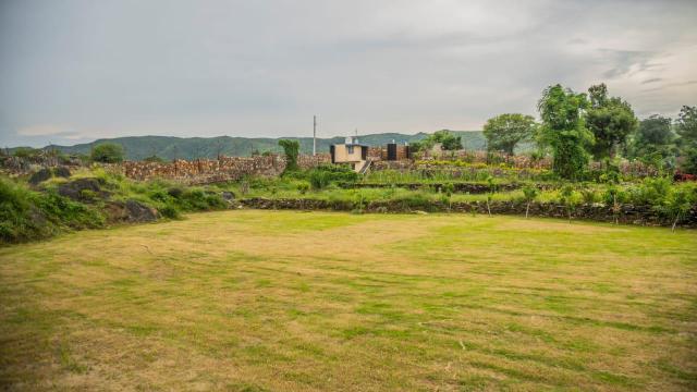 TapoBhoomi - A 4BHK Luxuries Pool & Farm Stay x Solis Nature