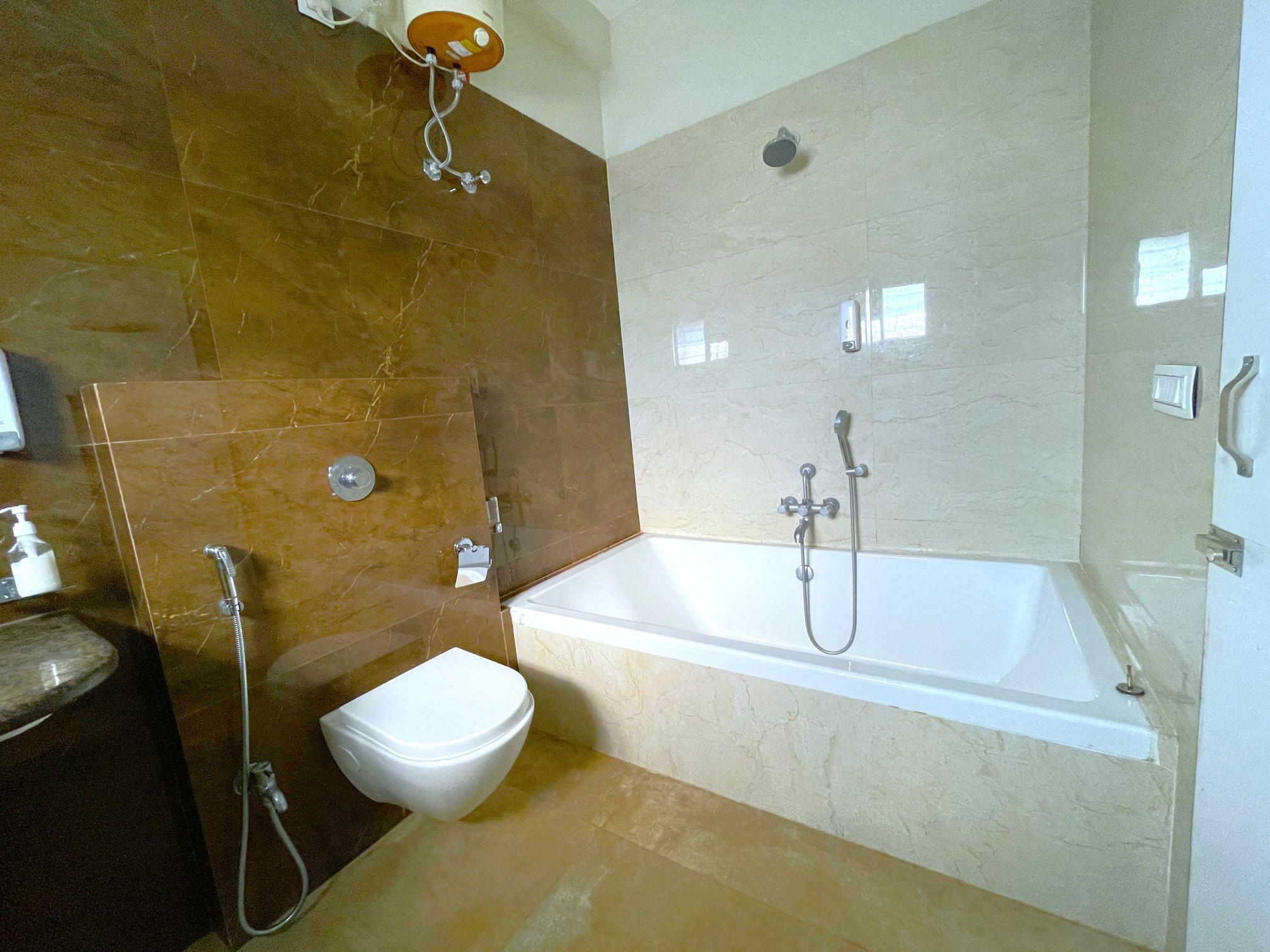 Oakwood Villa x Solis Nature