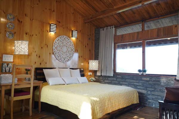 Whispering Pines Villa- Two Bedroom x Solis Nature