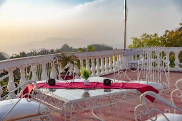 Arvelia Mansion Luxe by Da Alohas x Solis Nature