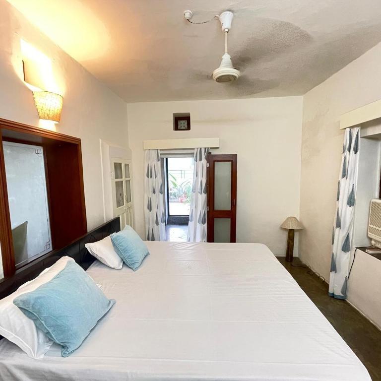 The Lata's- A Pet-Friendly Villa x Solis Nature