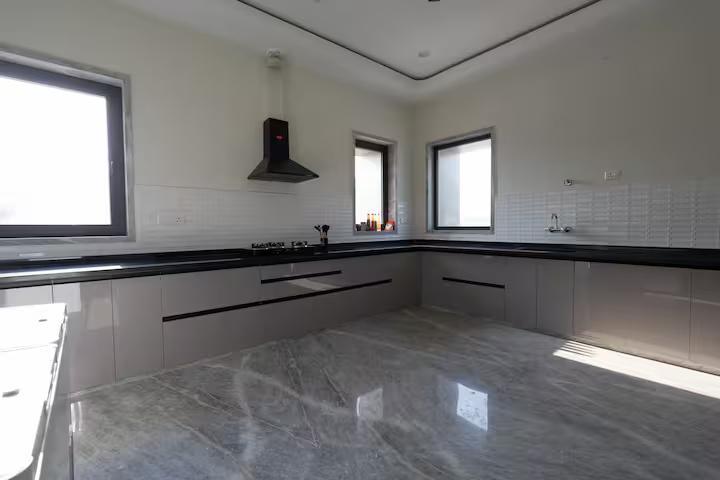 Zivana By Peace house x Solis Nature