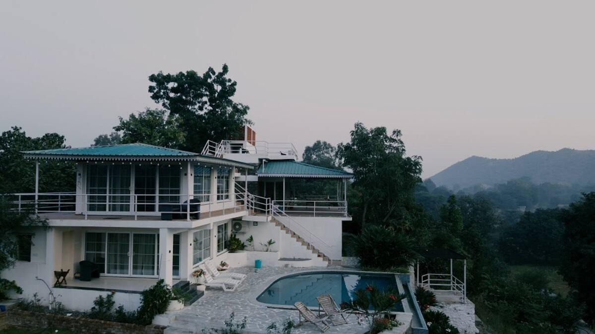 3 Bedroom Villa With Pool in Udaipur x Solis Nature