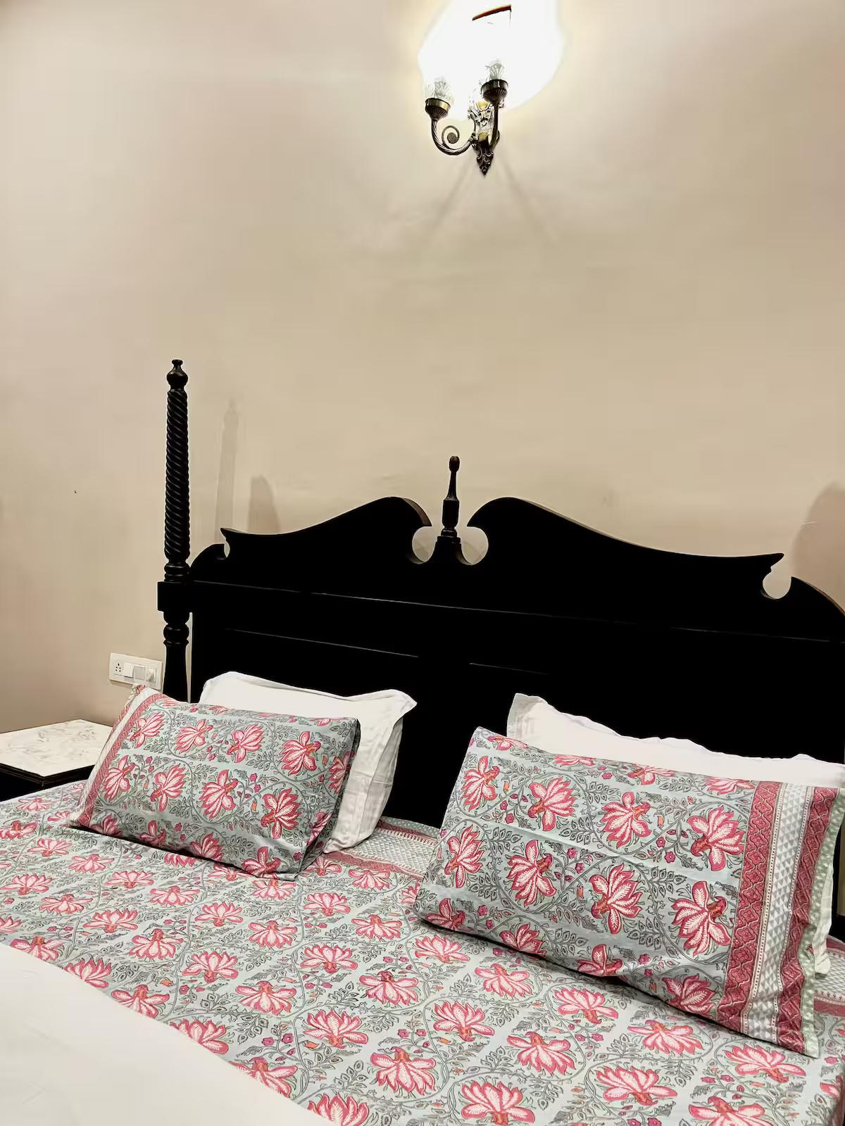 3 Bedroom Villa With Pool in Udaipur x Solis Nature