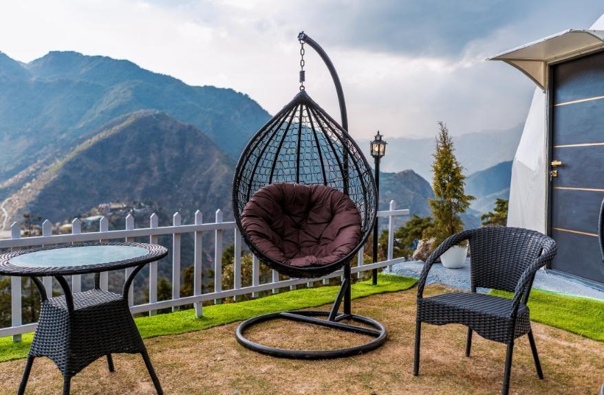 Manzil Escapes x Solis Nature