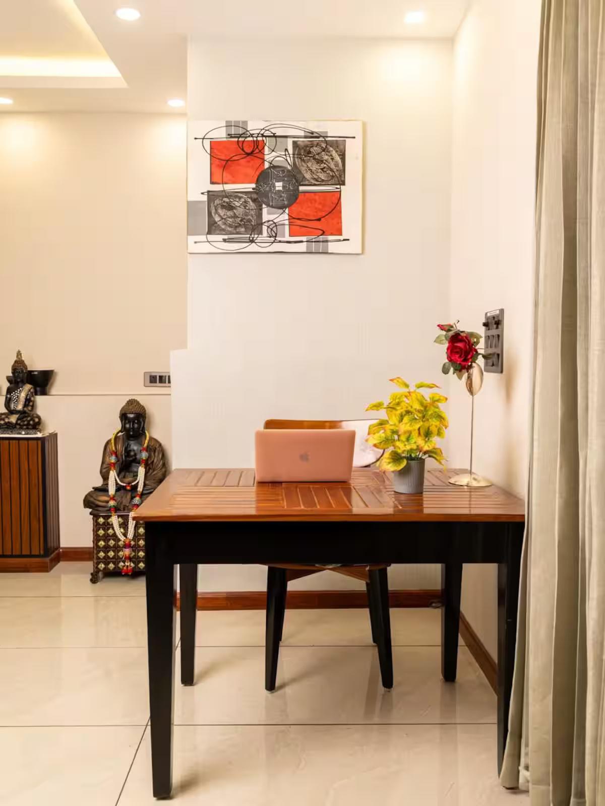 Luxury Room With Jacuzzi In Gurugram (NCR) x Solis Nature