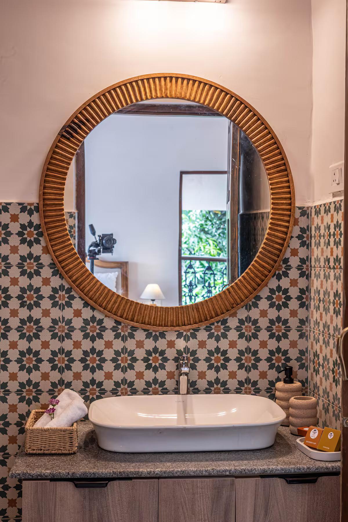 Indo-Porto Field View Villa with Pool x Solis Nature