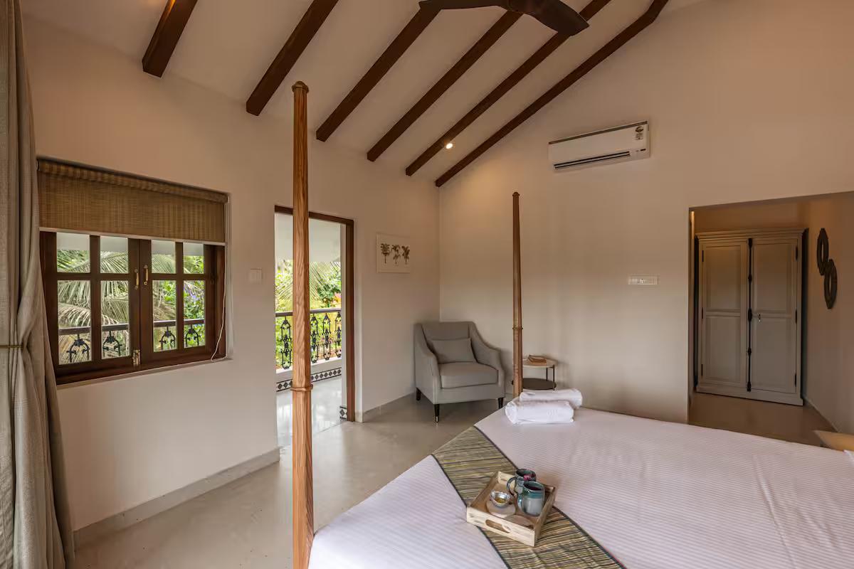 Indo-Porto Field View Villa with Pool x Solis Nature