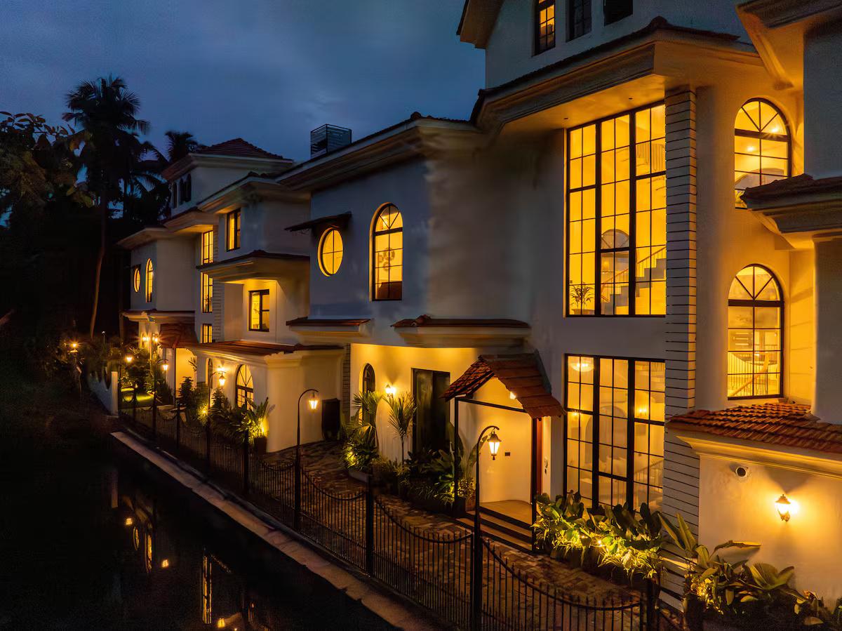 Luxury Edgewater Villa x Solis Nature