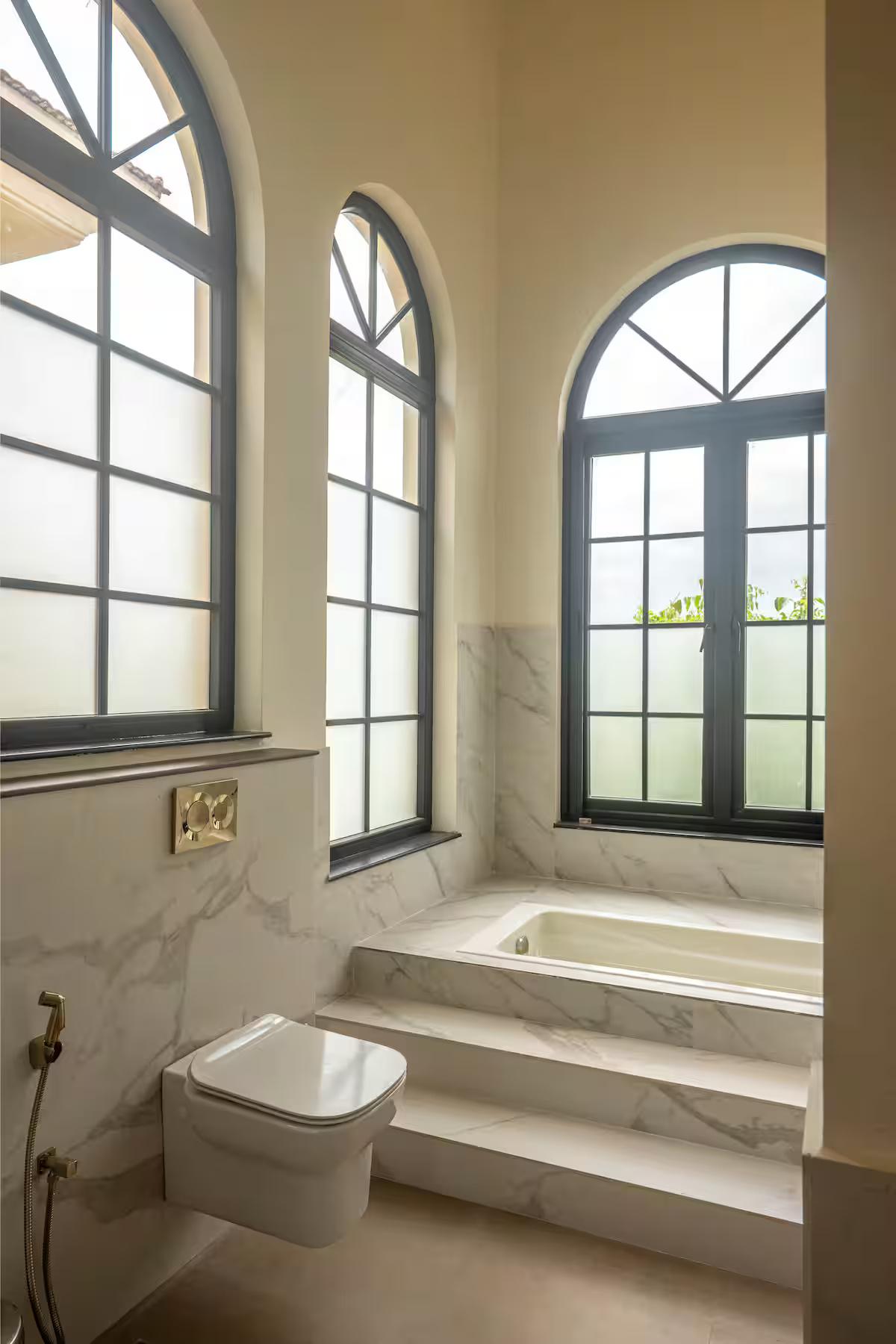 Luxury Edgewater Villa x Solis Nature