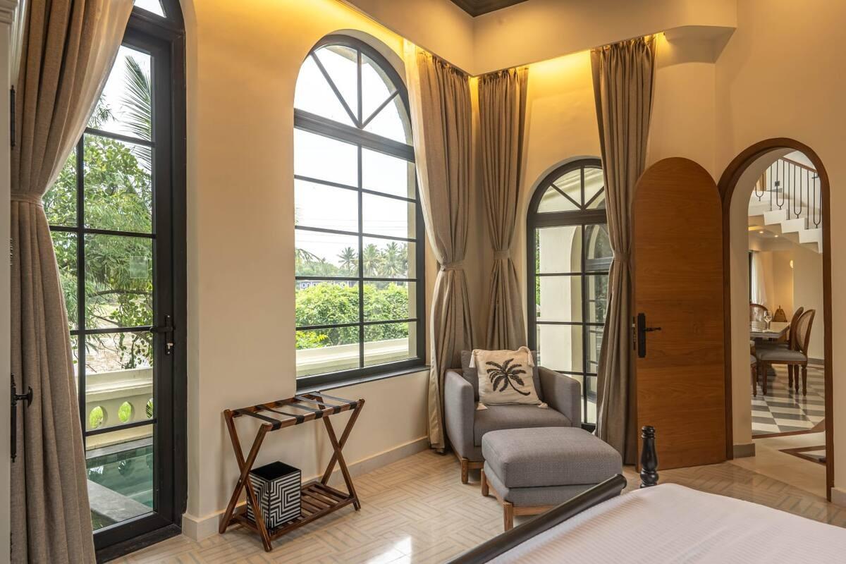 Luxury Edgewater Villa With Bathtub x Solis Nature