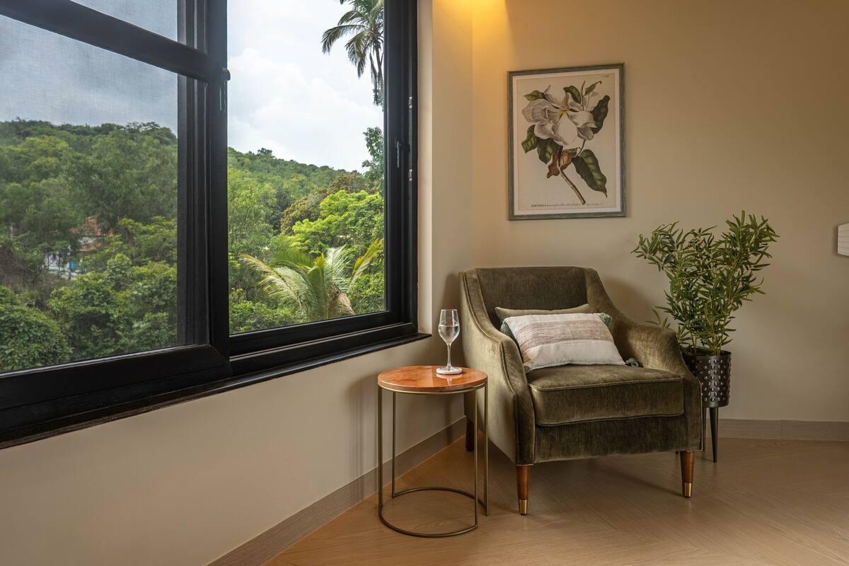 Luxury Edgewater Villa With Bathtub x Solis Nature