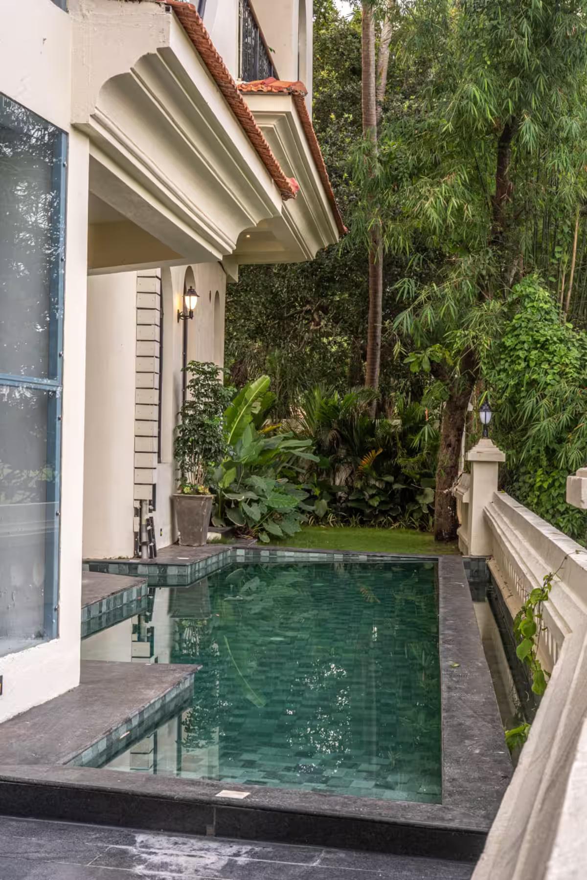 Luxury Edgewater Villa With Bathtub x Solis Nature