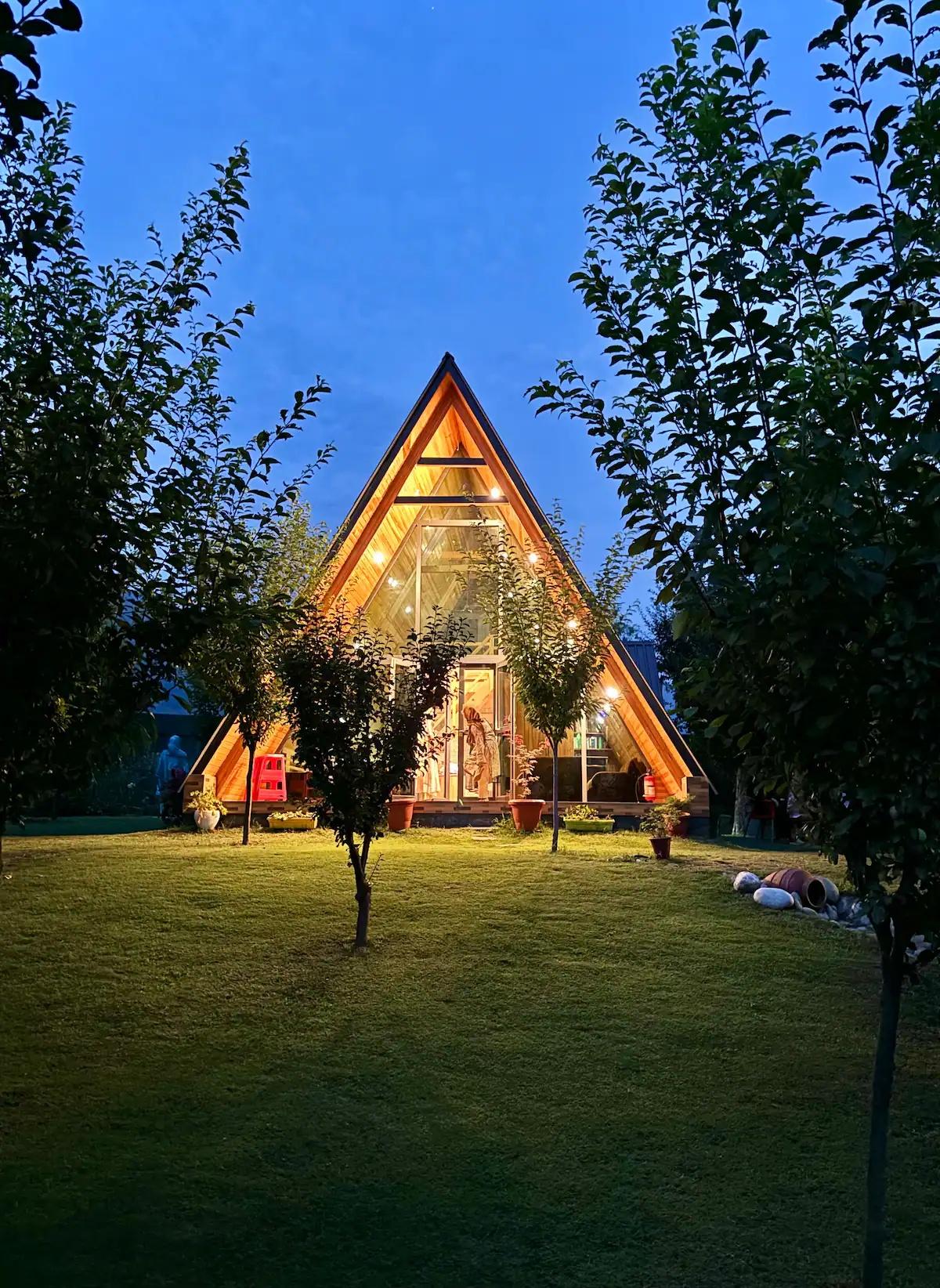 Cottage In Srinagar x Solis Nature