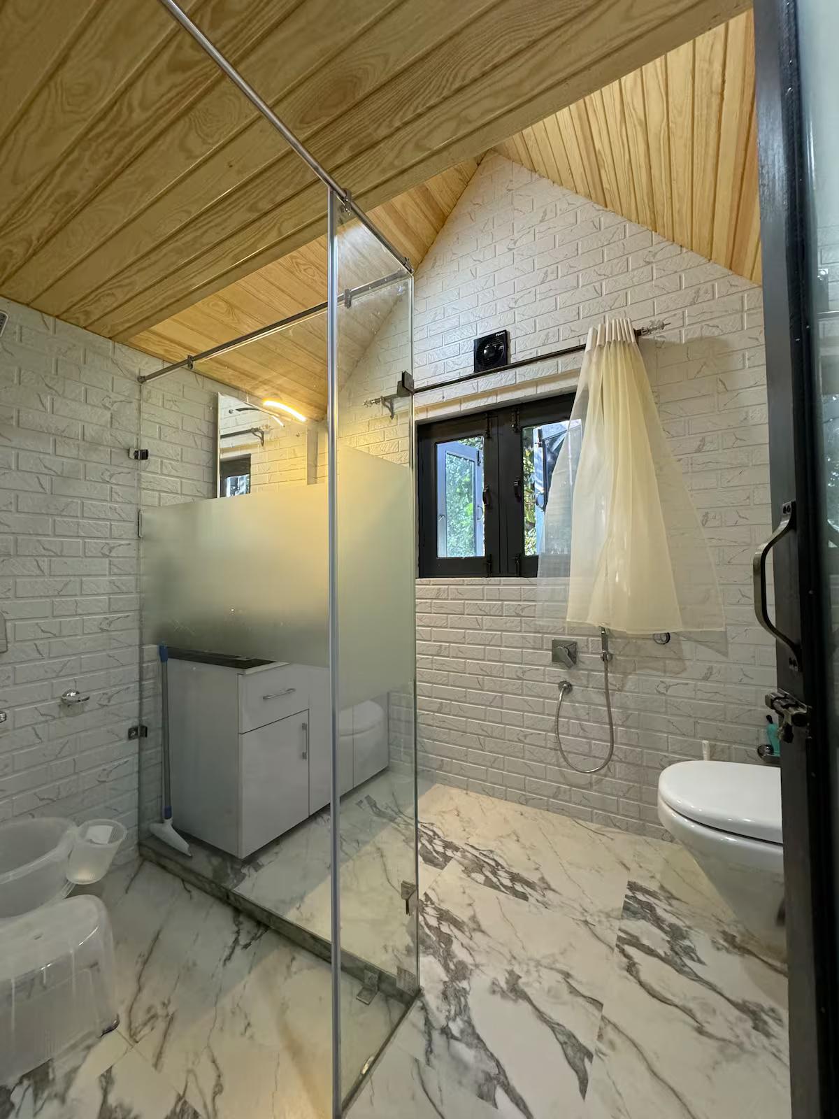 Cottage In Srinagar x Solis Nature