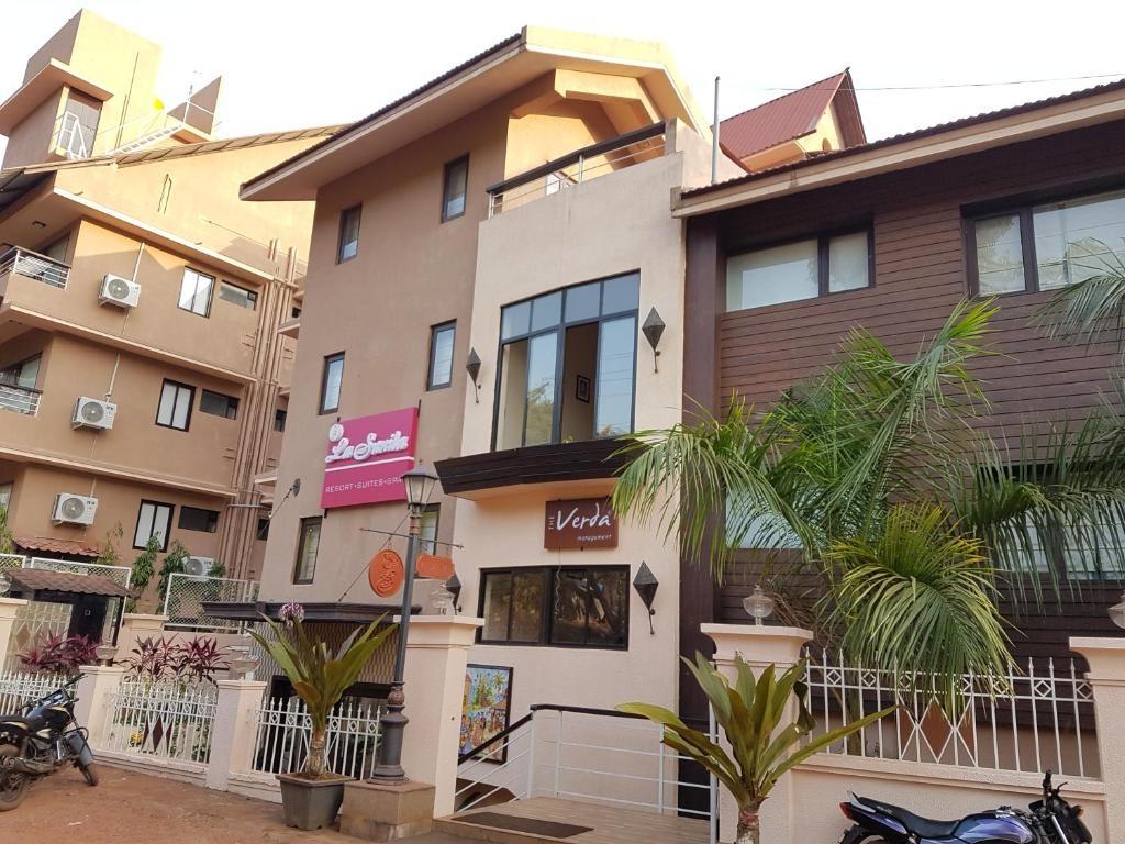 La Sunila Suites and Villa x Solis Nature