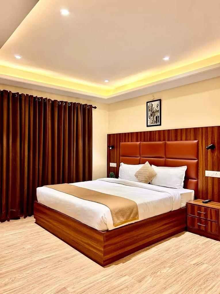 The Kaisha Himalayan View x Solis Nature