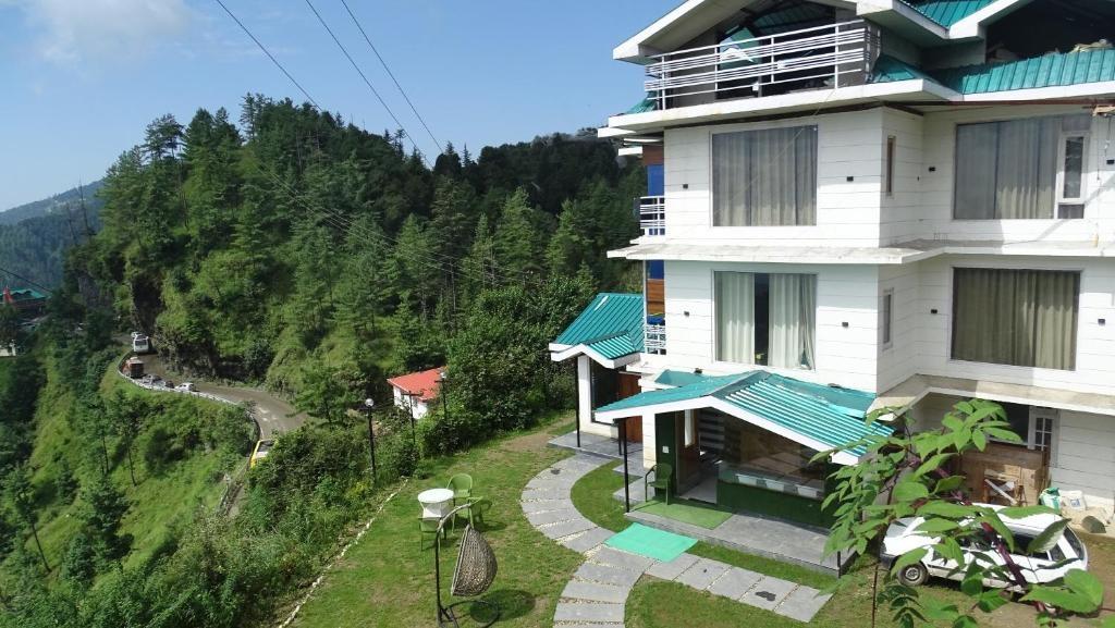 Humble Holiday Home Kufri shimla x Solis Nature