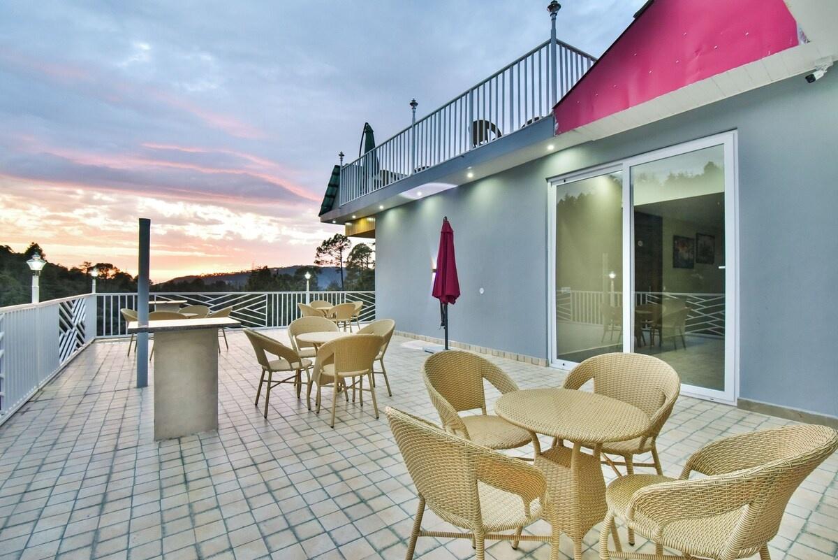 DLS Ark Holiday Inn x Solis Nature