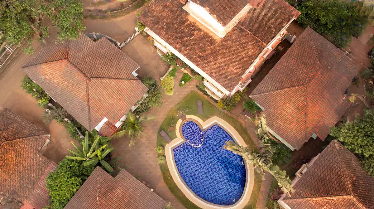 3BHK Élan villa w/pool & Bathtub x Solis Nature