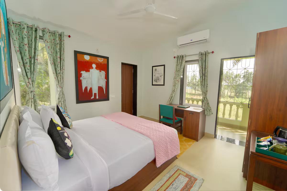 4BHK villa w/ in Morjim x Solis Nature