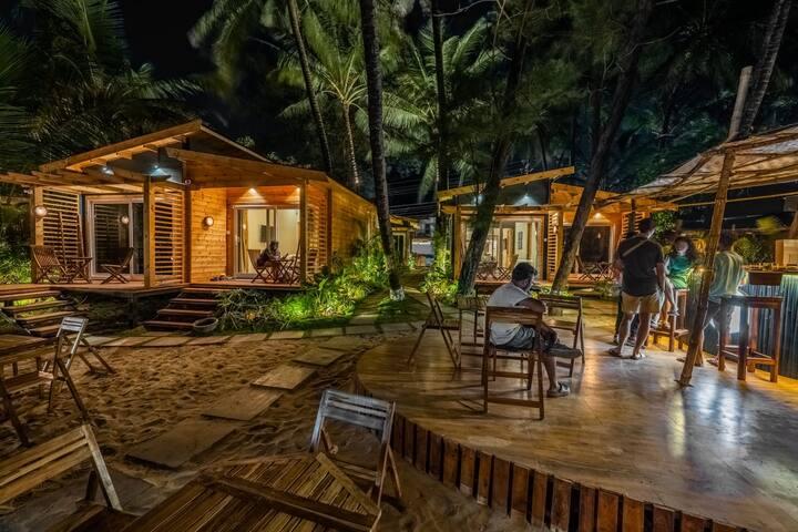 Luxury room on Morjim beach x Solis Nature