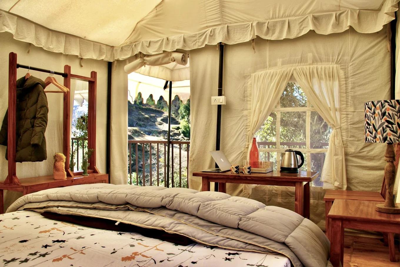 Moksham Himalayan campsite x Solis Nature