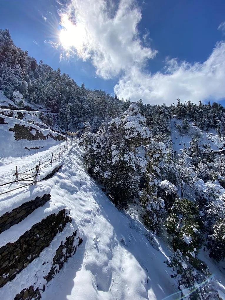 Moksham Himalayan campsite x Solis Nature