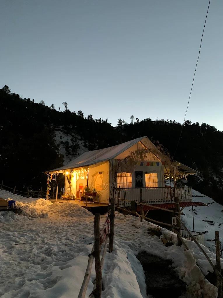 Moksham Himalayan campsite x Solis Nature