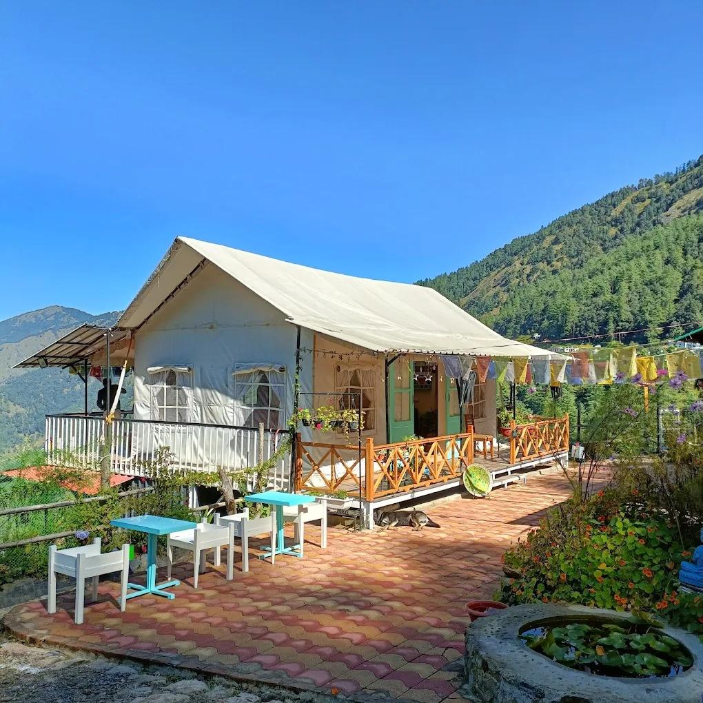 Moksham Himalayan campsite x Solis Nature