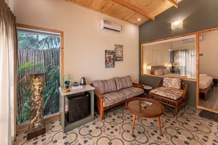 2 Bedroom cottage on Morjim beach x Solis Nature