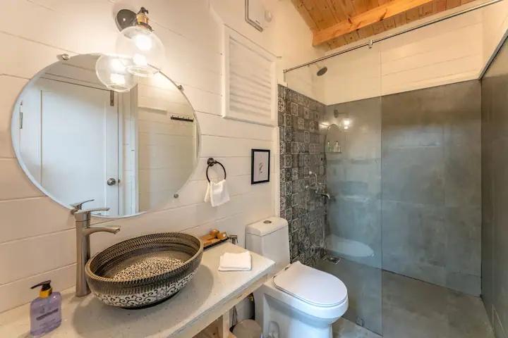 2 Bedroom cottage on Morjim beach x Solis Nature