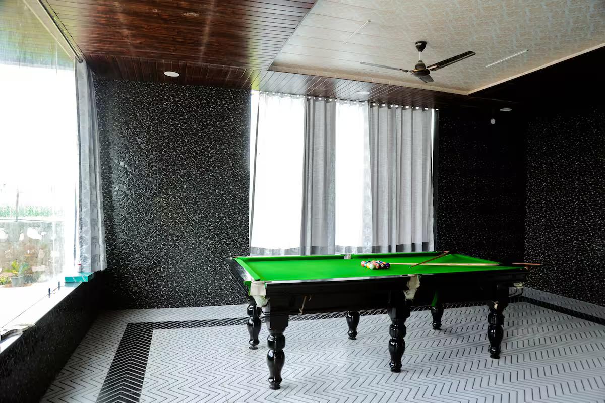 Ibiza farm By The Party Citadel x Solis Nature