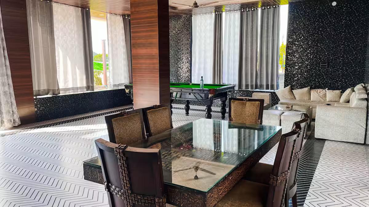 Ibiza farm By The Party Citadel x Solis Nature