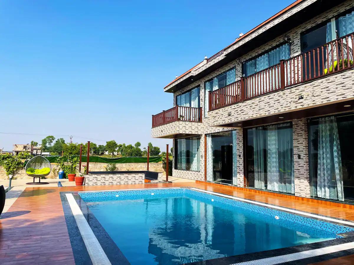 Ibiza farm By The Party Citadel x Solis Nature