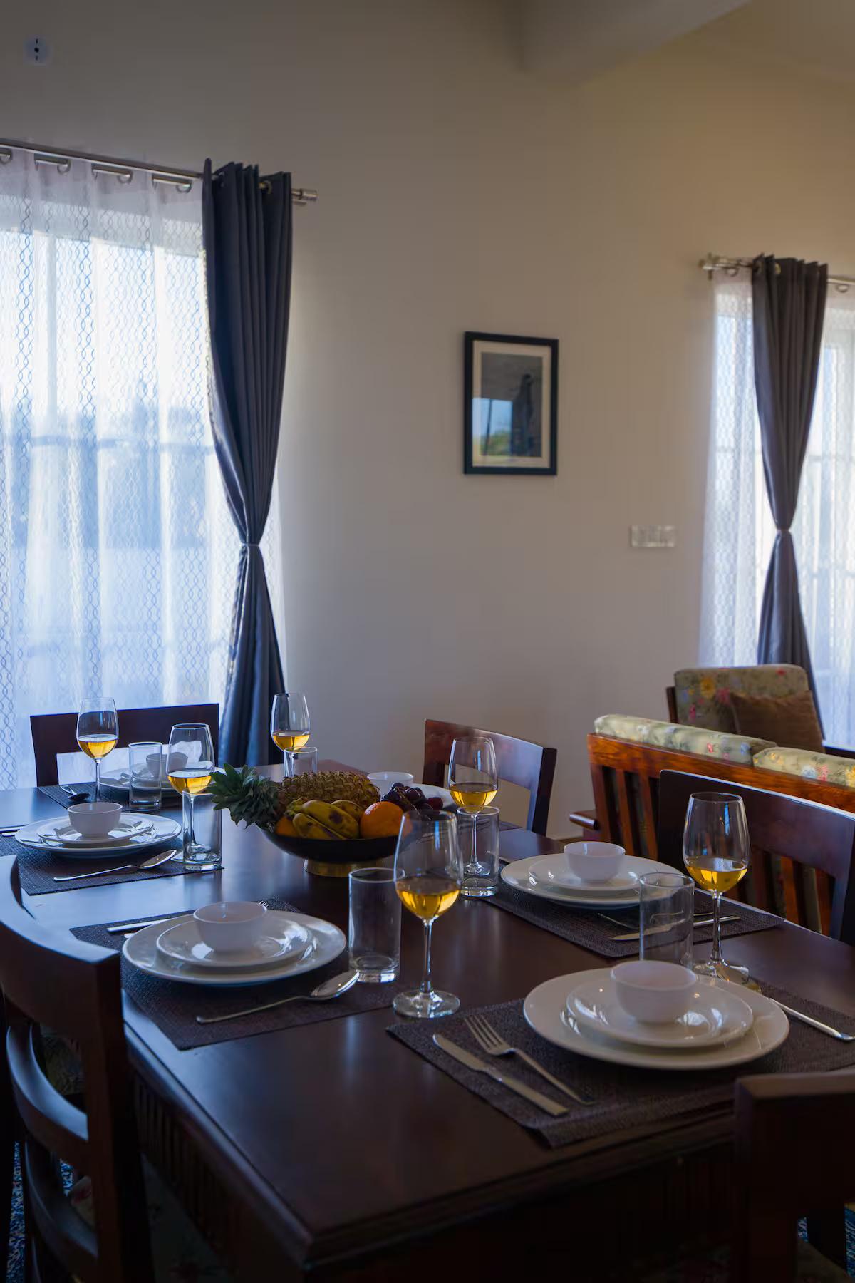 Victoria's V x Solis Nature