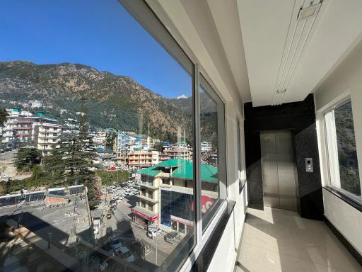 DLS Spring Valley Resort and Spa x Solis Nature