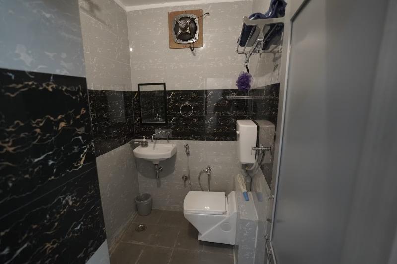 THE TREES - PRIVATE FARM STAY WITH POOL x Solis Nature