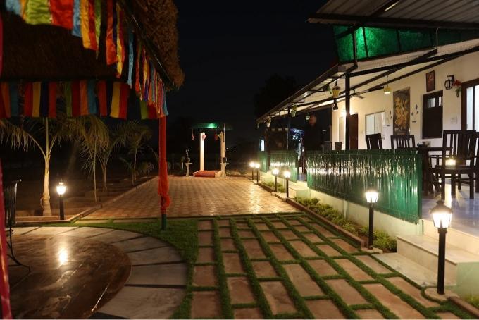 THE TREES - PRIVATE FARM STAY WITH POOL x Solis Nature