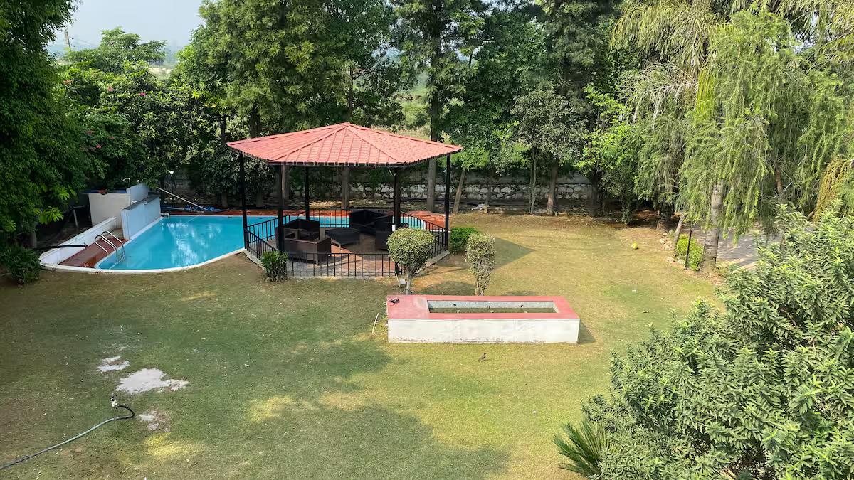 3BHK Villa with Pool (NCR) x Solis Nature