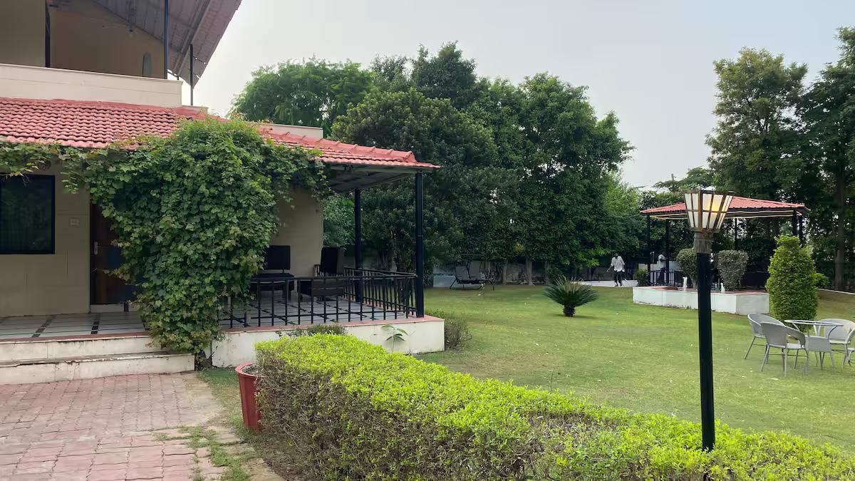 3BHK Villa with Pool (NCR) x Solis Nature