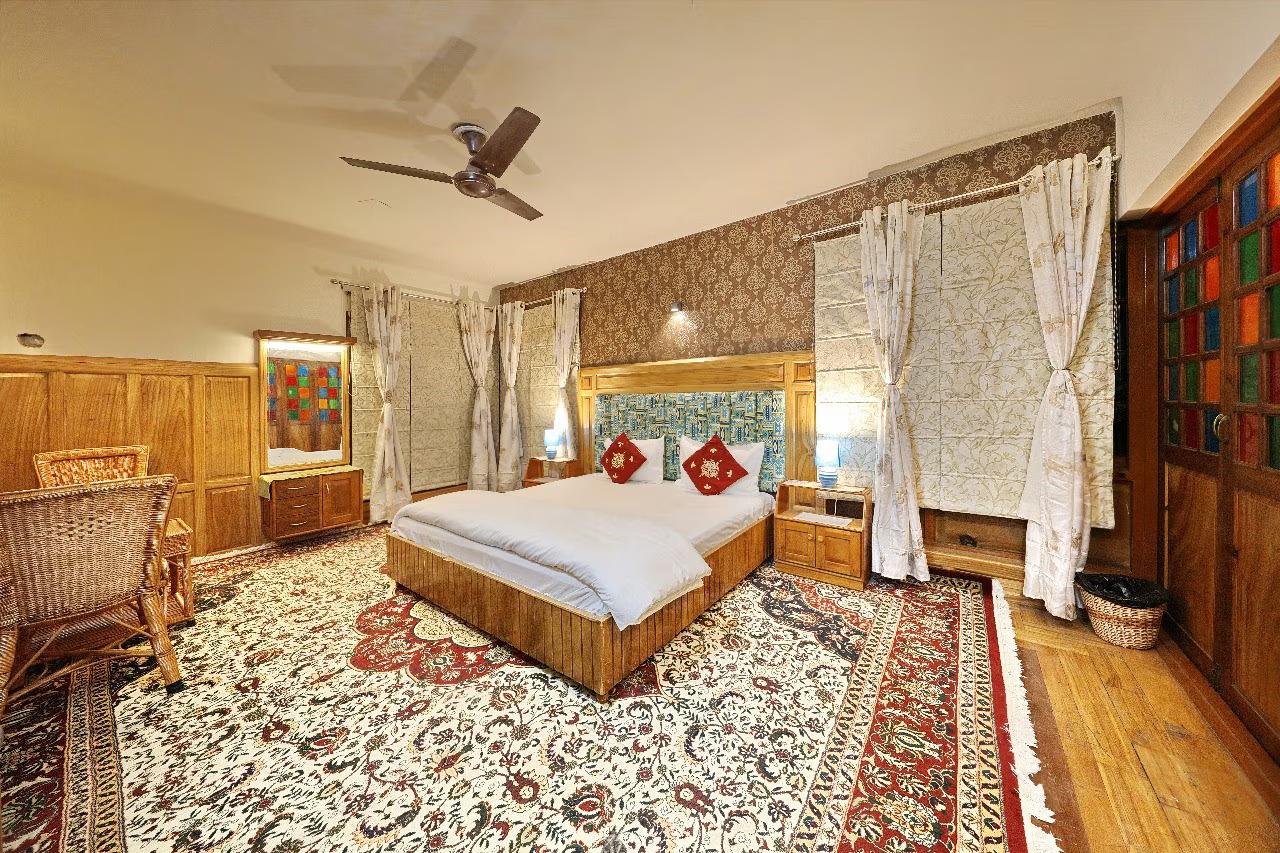 The Firs villa x Solis Nature