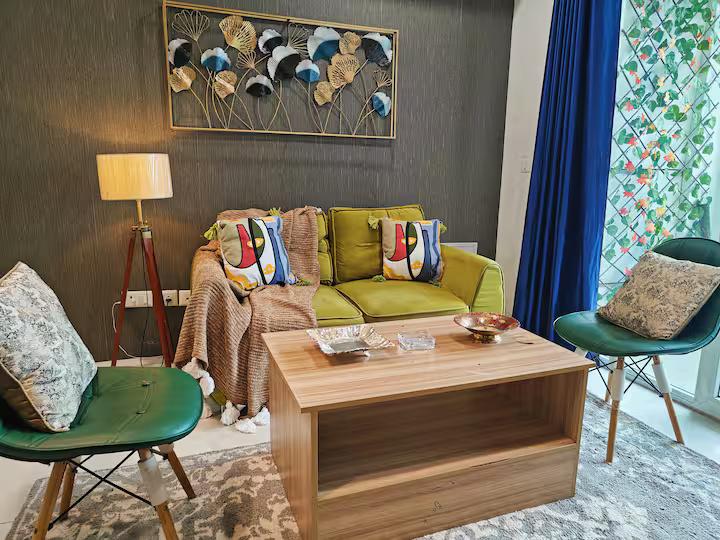 retro.inn/ serviced 1 bhk by mulberry x Solis Nature