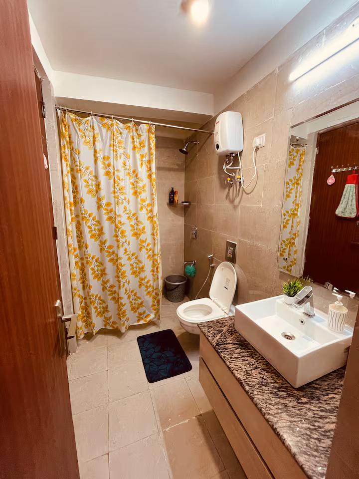 retro.inn/ serviced 1 bhk by mulberry x Solis Nature