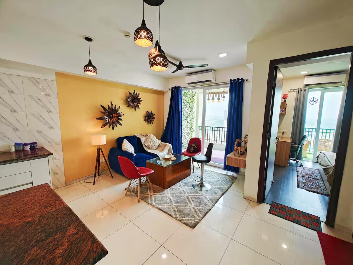 Pristine 1 Bhk apartment by Mulberry Homestays x Solis Nature