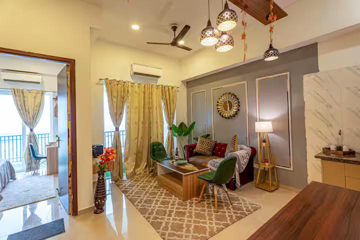 Luxurious Serviced Apartment with Modern Comforts x Solis Nature