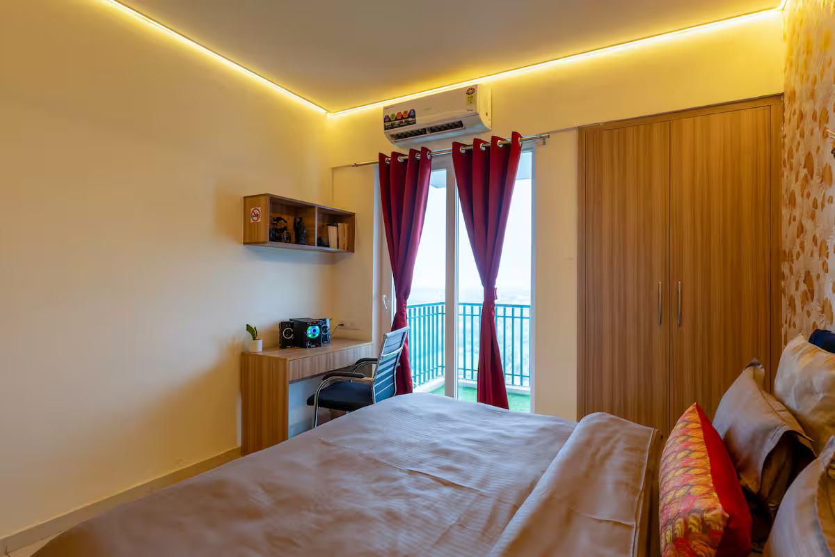 Element suite by Mulberry Homestay x Solis Nature