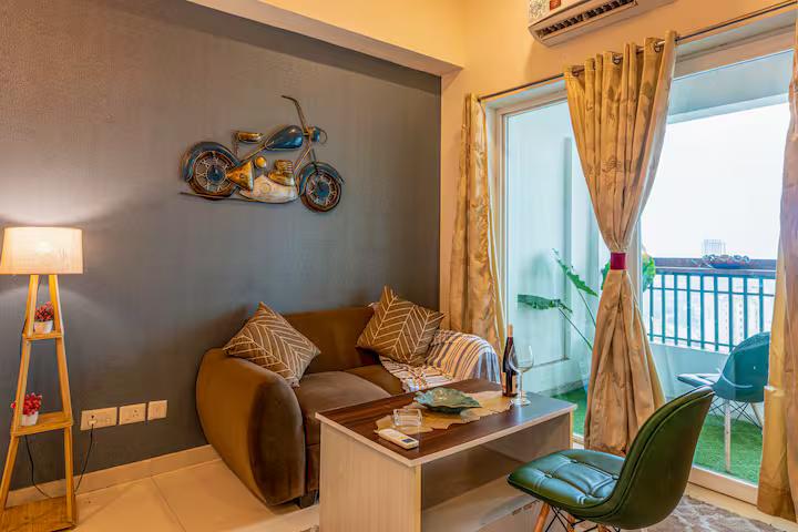 Skyline by Mulberry homestays x Solis Nature